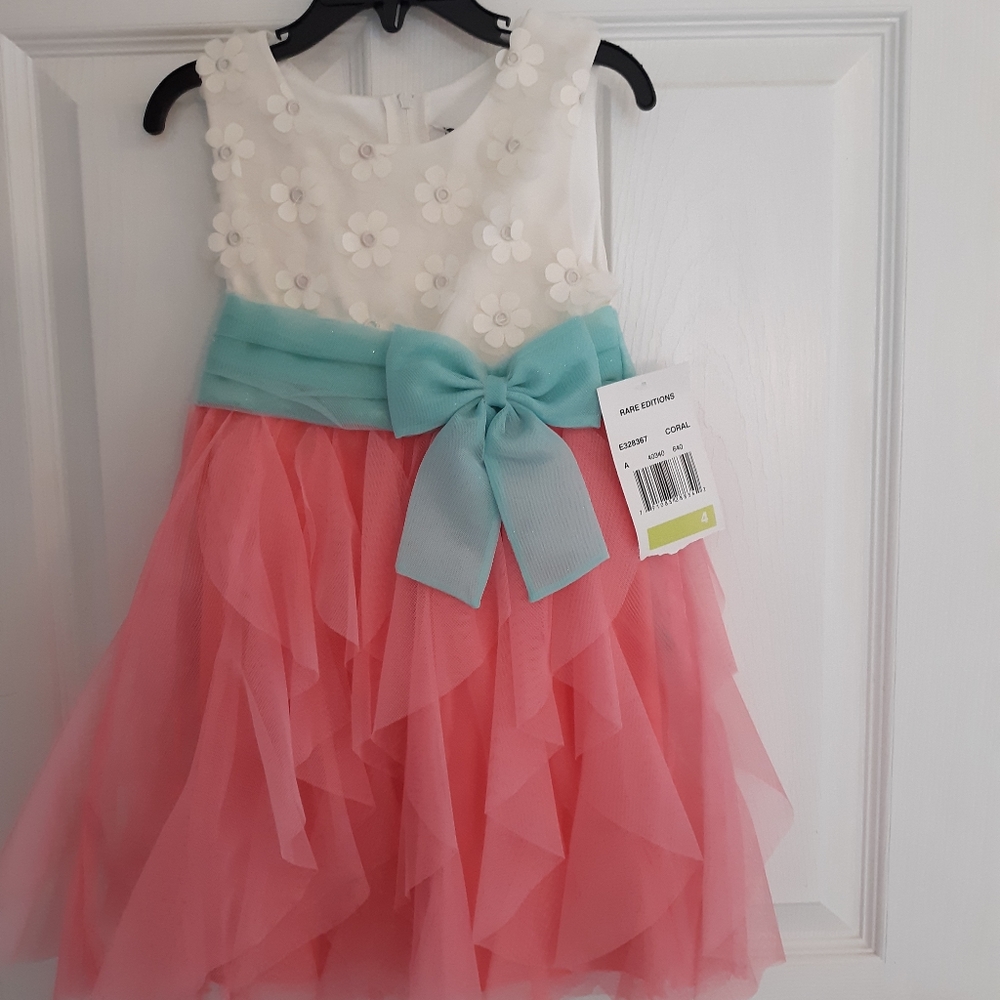 Girls NWT, still in plastic, gorgeous spring dress